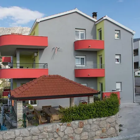 Krivaca Klis